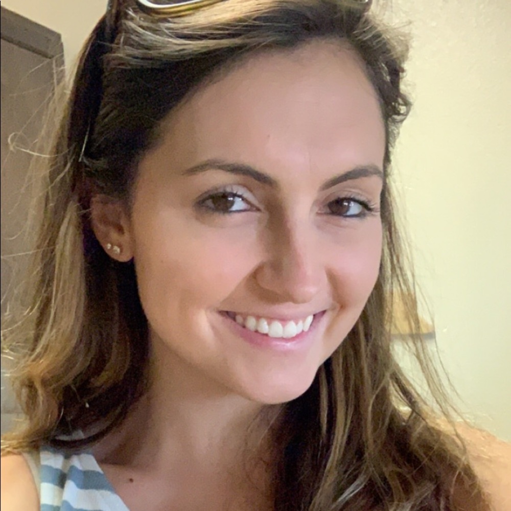 Meet your Posher, Kelly